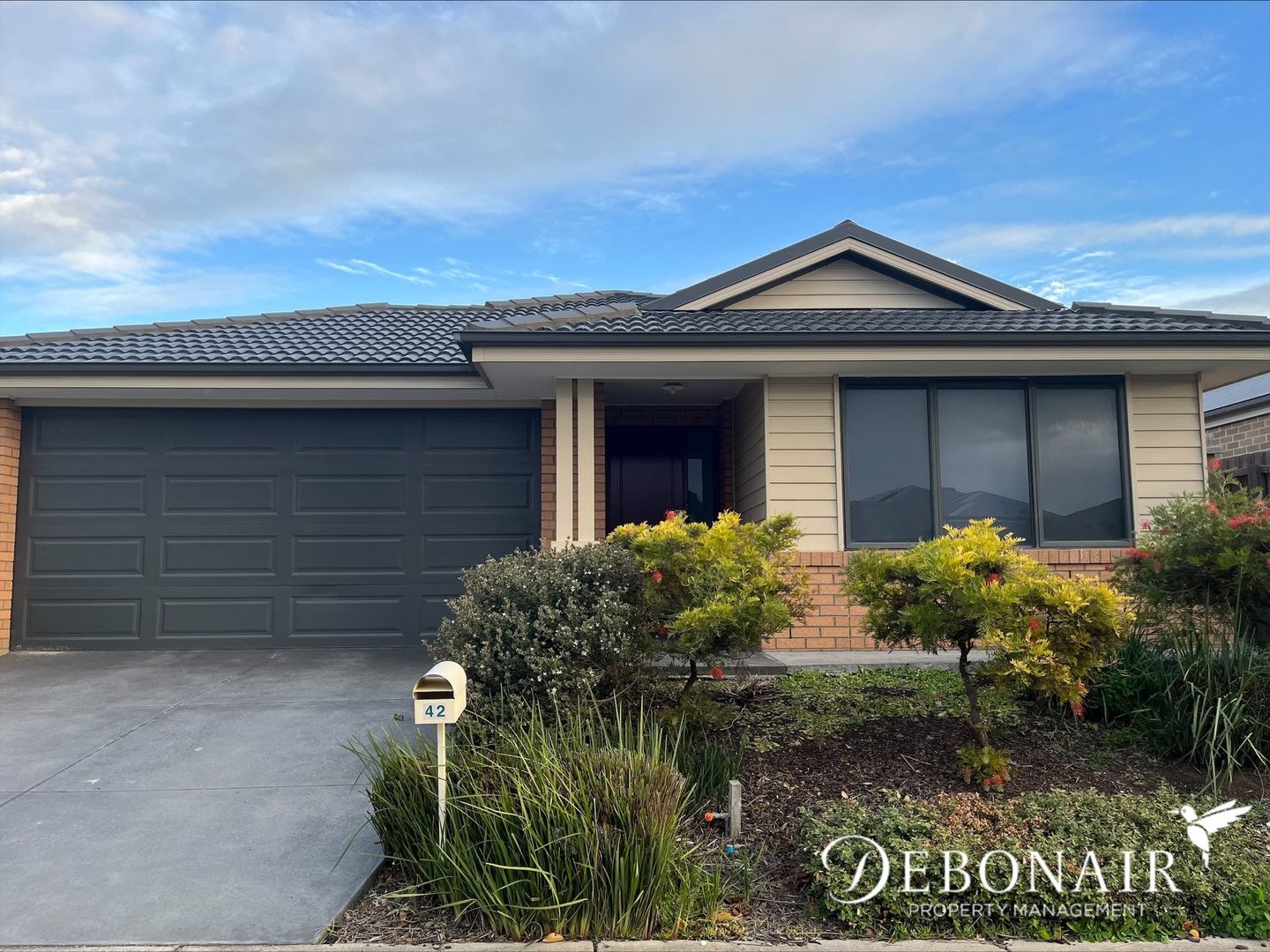 4 bedrooms House in 42 Killarney Avenue GROVEDALE VIC, 3216