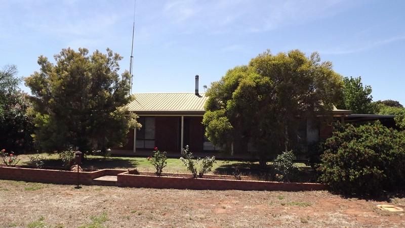 23 Craft Cres, CONDOBOLIN NSW 2877, Image 0