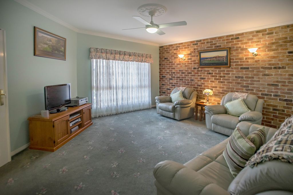 22 Sunset Avenue, Wingham NSW 2429, Image 1