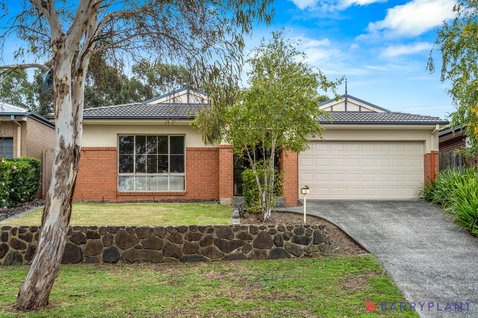 5 Sophie Place, Greensborough VIC 3088, Image 0