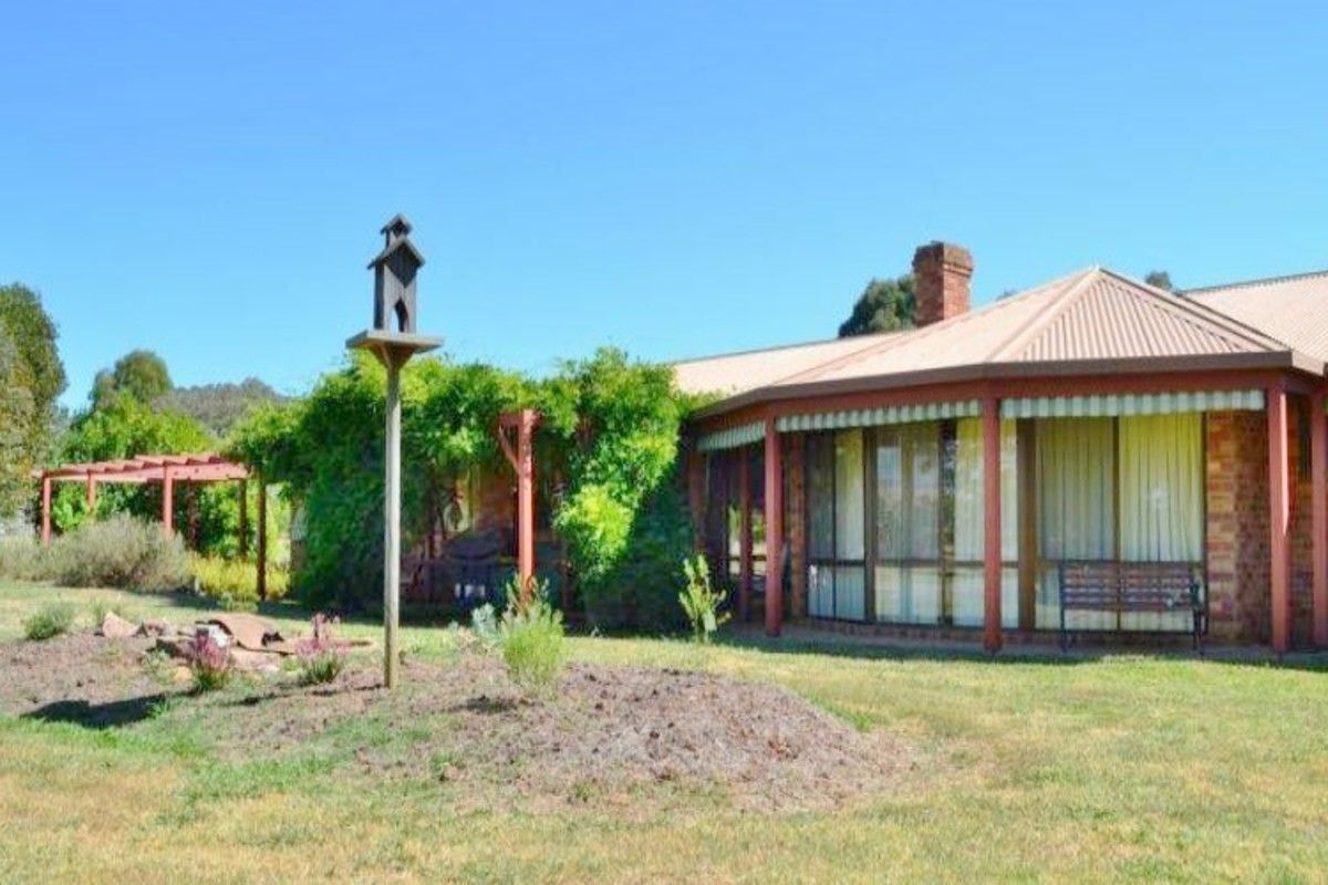 25 Monkey Gully Road, Mansfield VIC 3722, Image 1