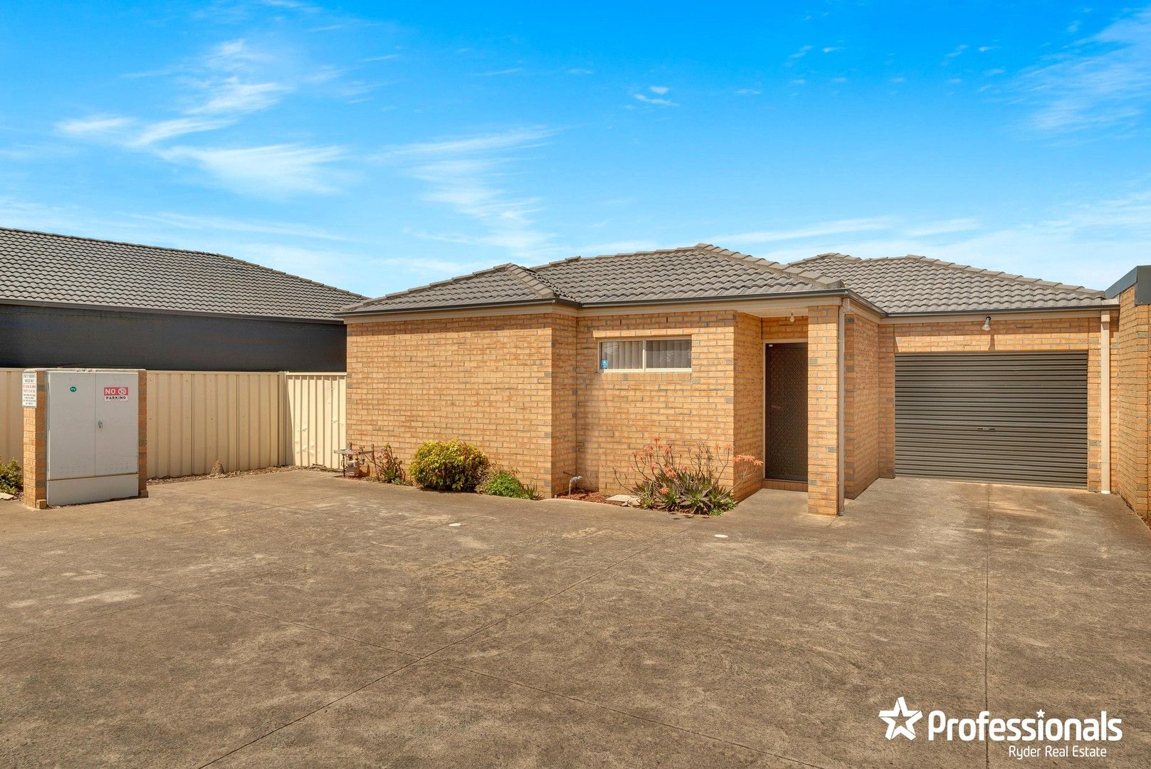 6/4 Black Knight Way, Kurunjang VIC 3337, Image 0