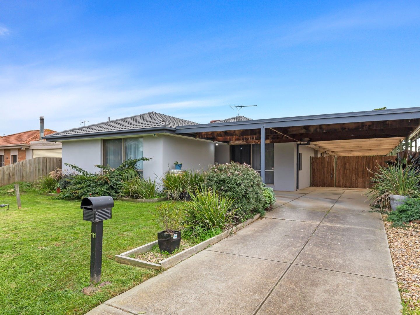 4 bedrooms House in 111 Flemington Crescent WERRIBEE VIC, 3030