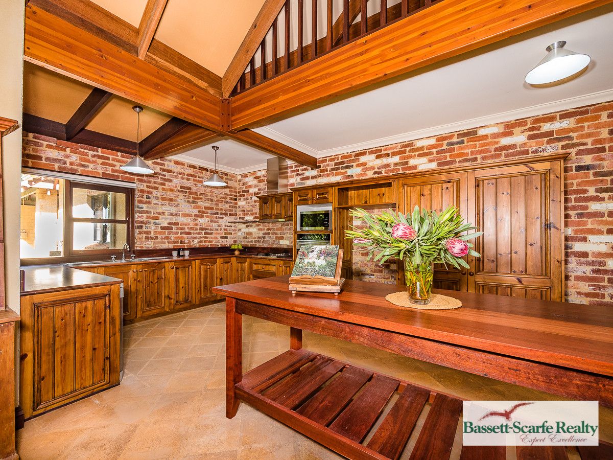 165 Pleasant Grove Circle, Falco Property History & Address Research