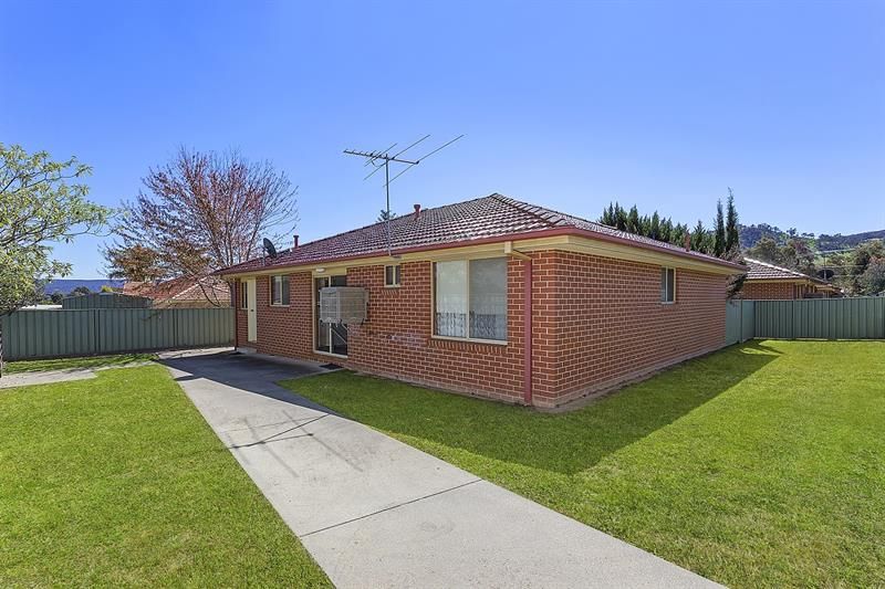 8/16 Keatinge Ct, Lavington NSW 2641, Image 0