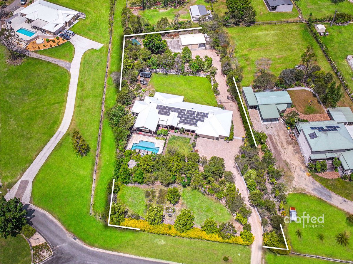 5 bedrooms House in 19 Cockatiel Court GREENBANK QLD, 4124