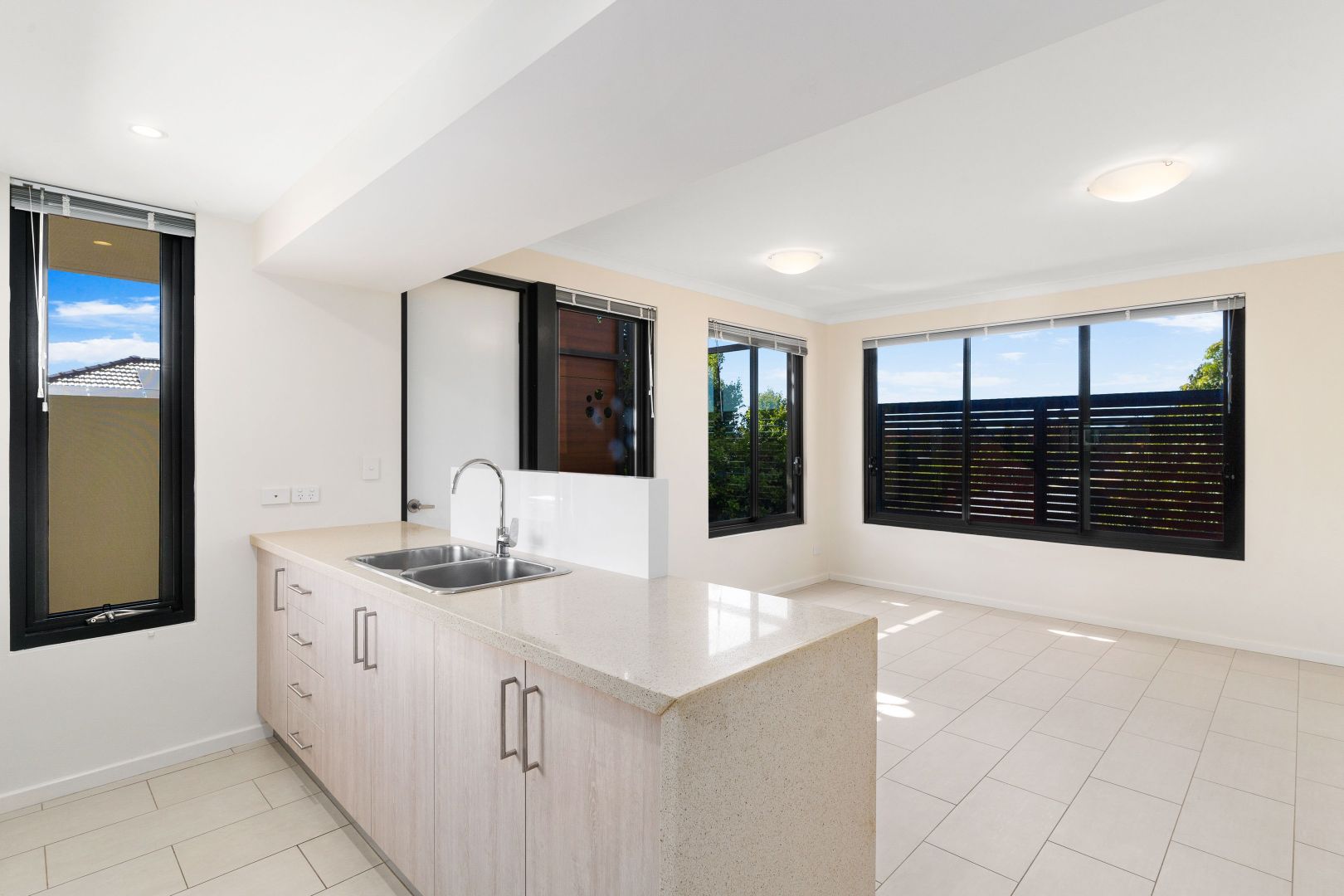 5/287 Walcott Street, North Perth WA 6006, Image 2