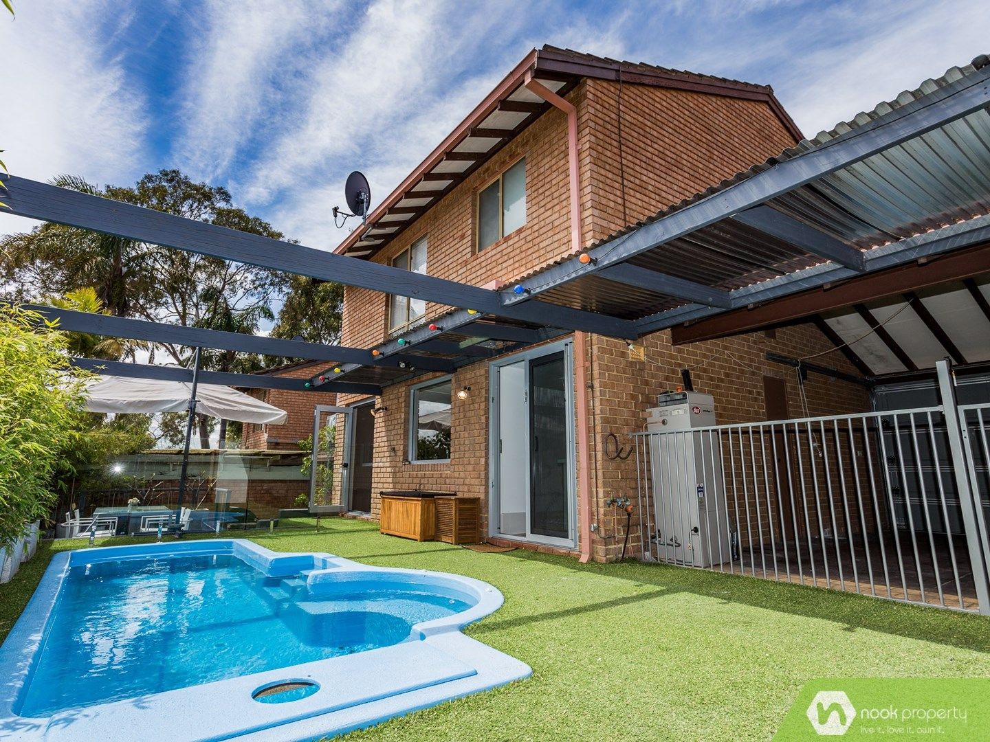 2/10a Birdwood Circus West, Bicton WA 6157, Image 1