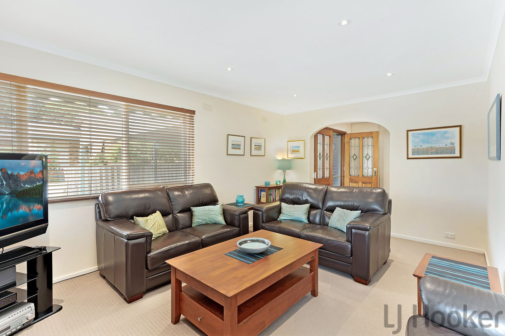 63 Currawa Drive, Boronia VIC 3155, Image 2