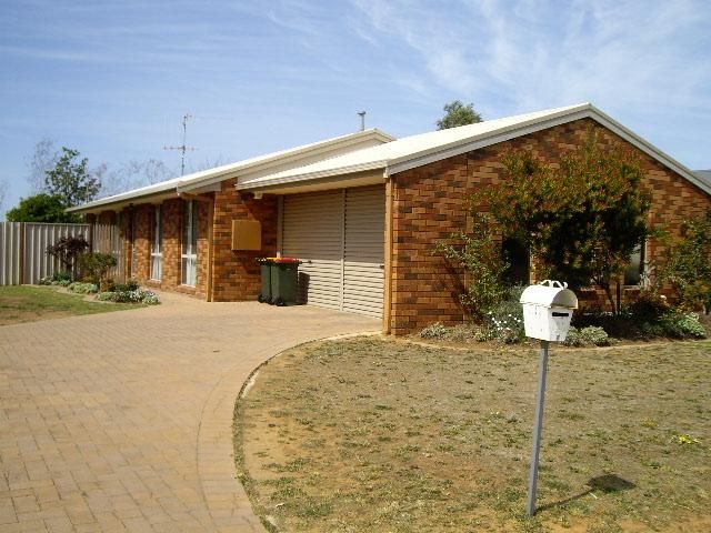 31 Lawson Drive, Moama NSW 2731