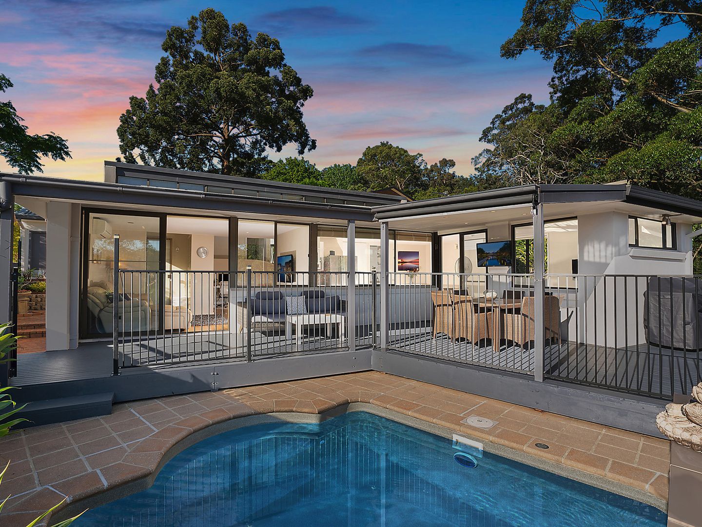 4 Holly Circuit, New Lambton Heights Property History & Address