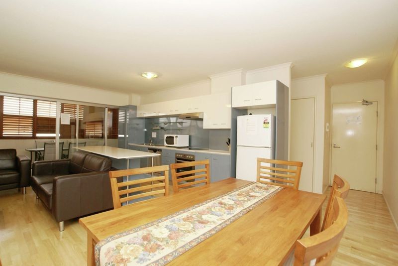 2 bedrooms Apartment / Unit / Flat in 18/2 Berwick Street FORTITUDE VALLEY QLD, 4006