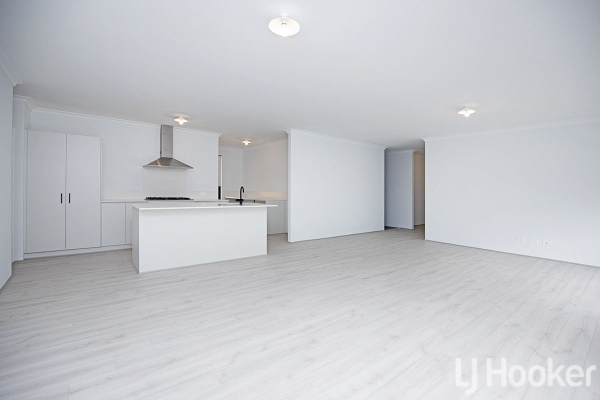 4 bedrooms House in 44 Vitae Chase BALDIVIS WA, 6171