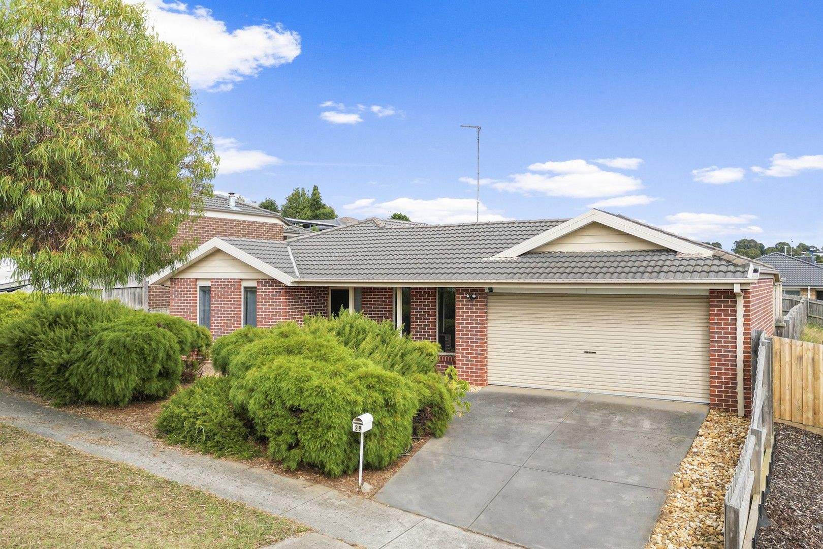 29 Rimfire Avenue, Drouin VIC 3818, Image 2