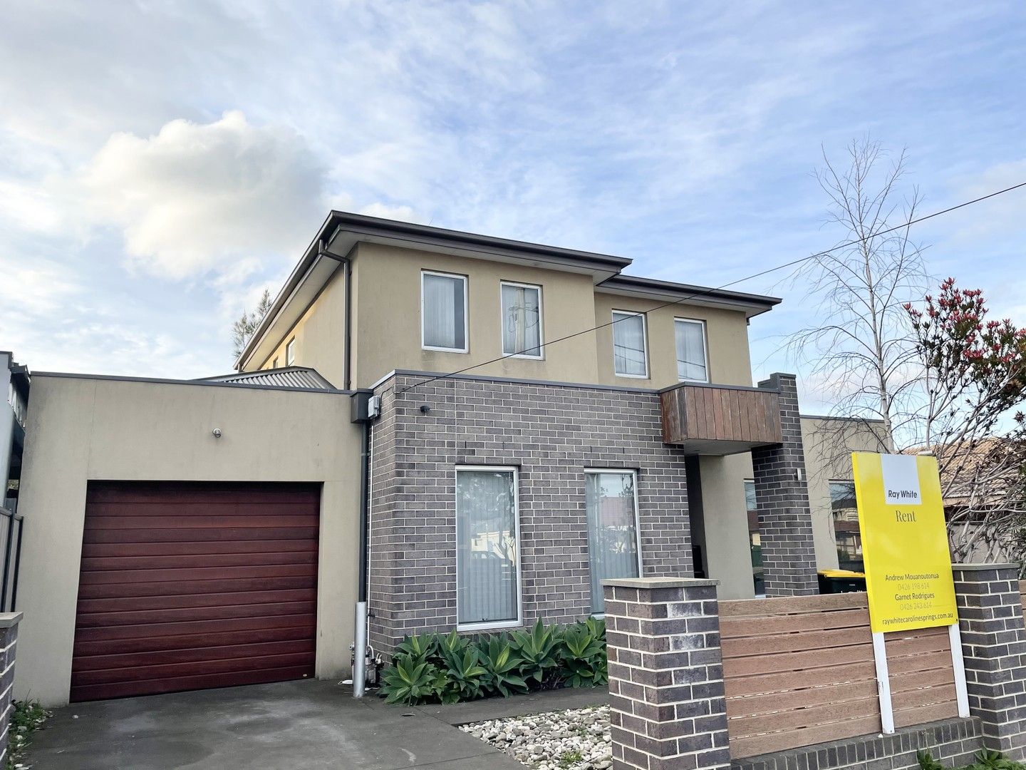 3 bedrooms Townhouse in 1/122 George Street ST ALBANS VIC, 3021