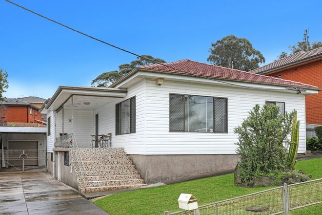Picture of 70 Ranchby Ave, LAKE HEIGHTS NSW 2502