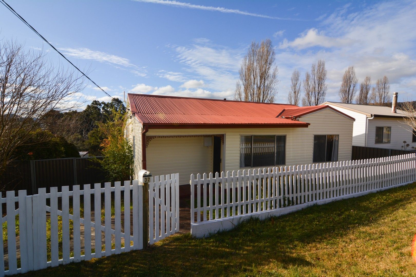 3 bedrooms House in 32 First Street LITHGOW NSW, 2790
