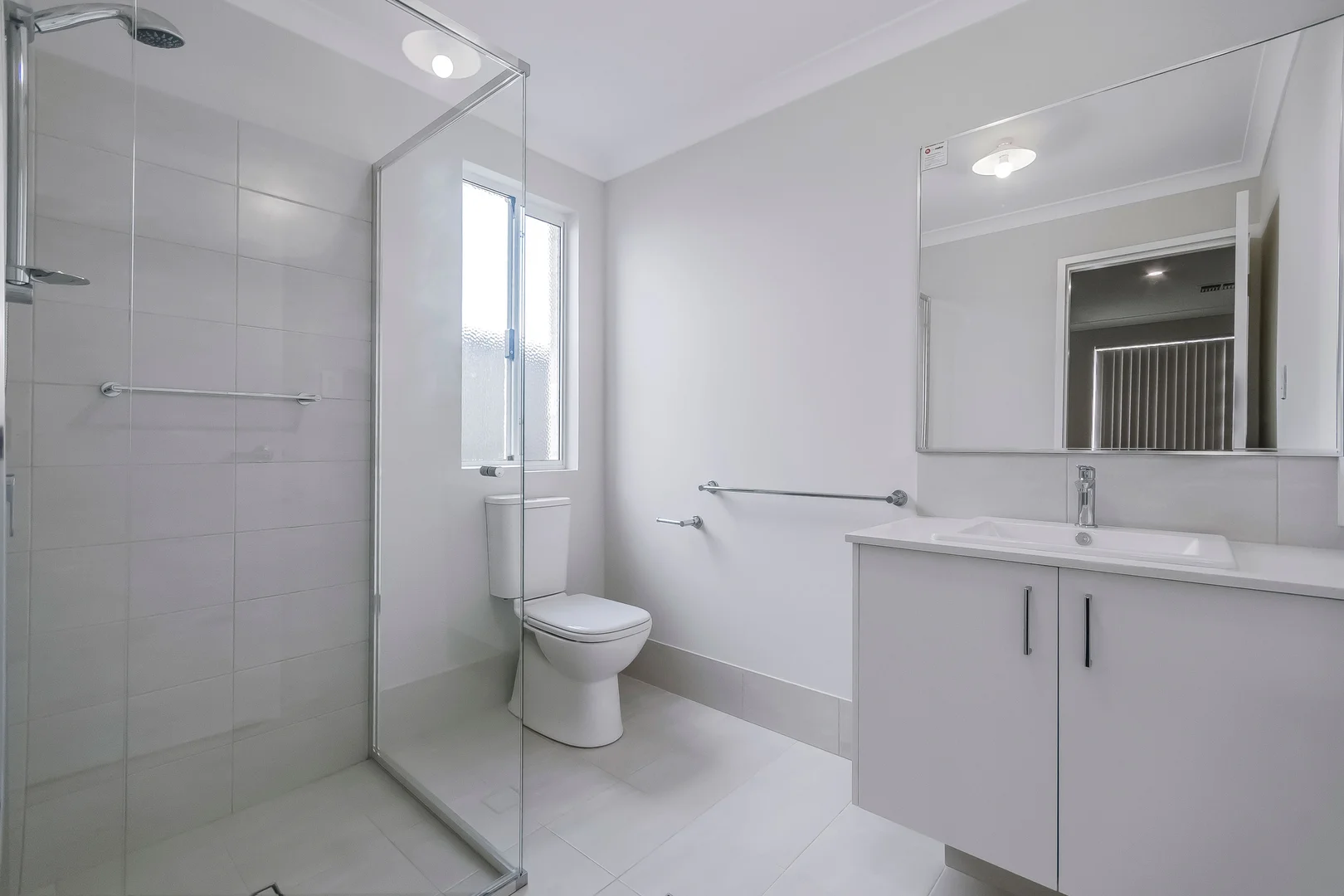 Additional image 19 of 404 Torwood Avenue, Treeby WA 6164