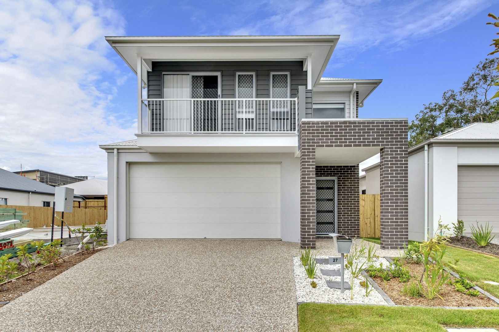 4 bedrooms House in 27 Bluebell Street JOYNER QLD, 4500