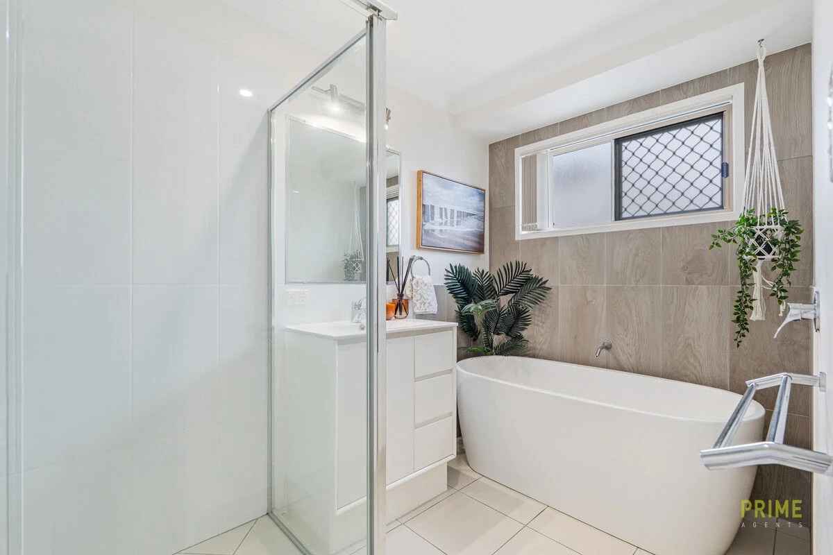 Additional image 15 of 24 Ronaldo Way, Urangan QLD 4655