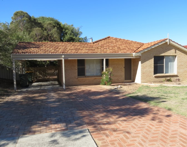 78 Peelwood Parade, Halls Head WA 6210