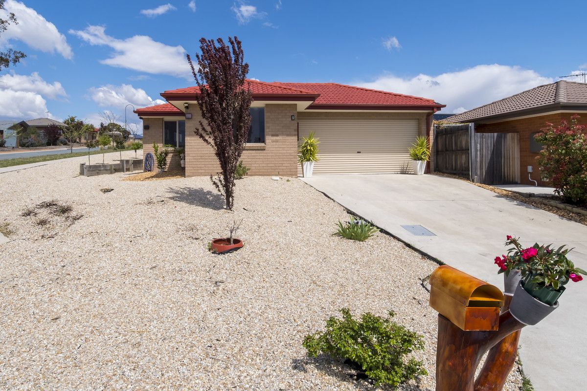 9 Isbister Street, Macgregor ACT 2615, Image 0