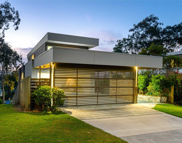 192 Ocean Parade, Burleigh Heads QLD 4220