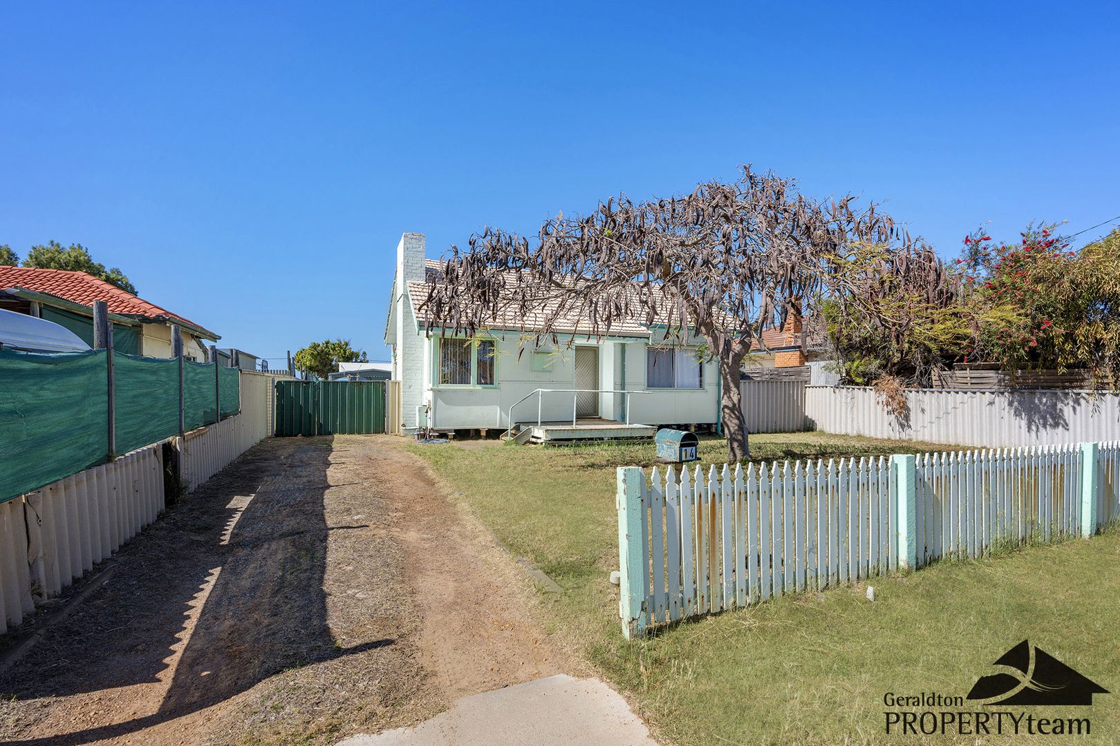 14 Whitfield Street, Beachlands WA 6530 Domain