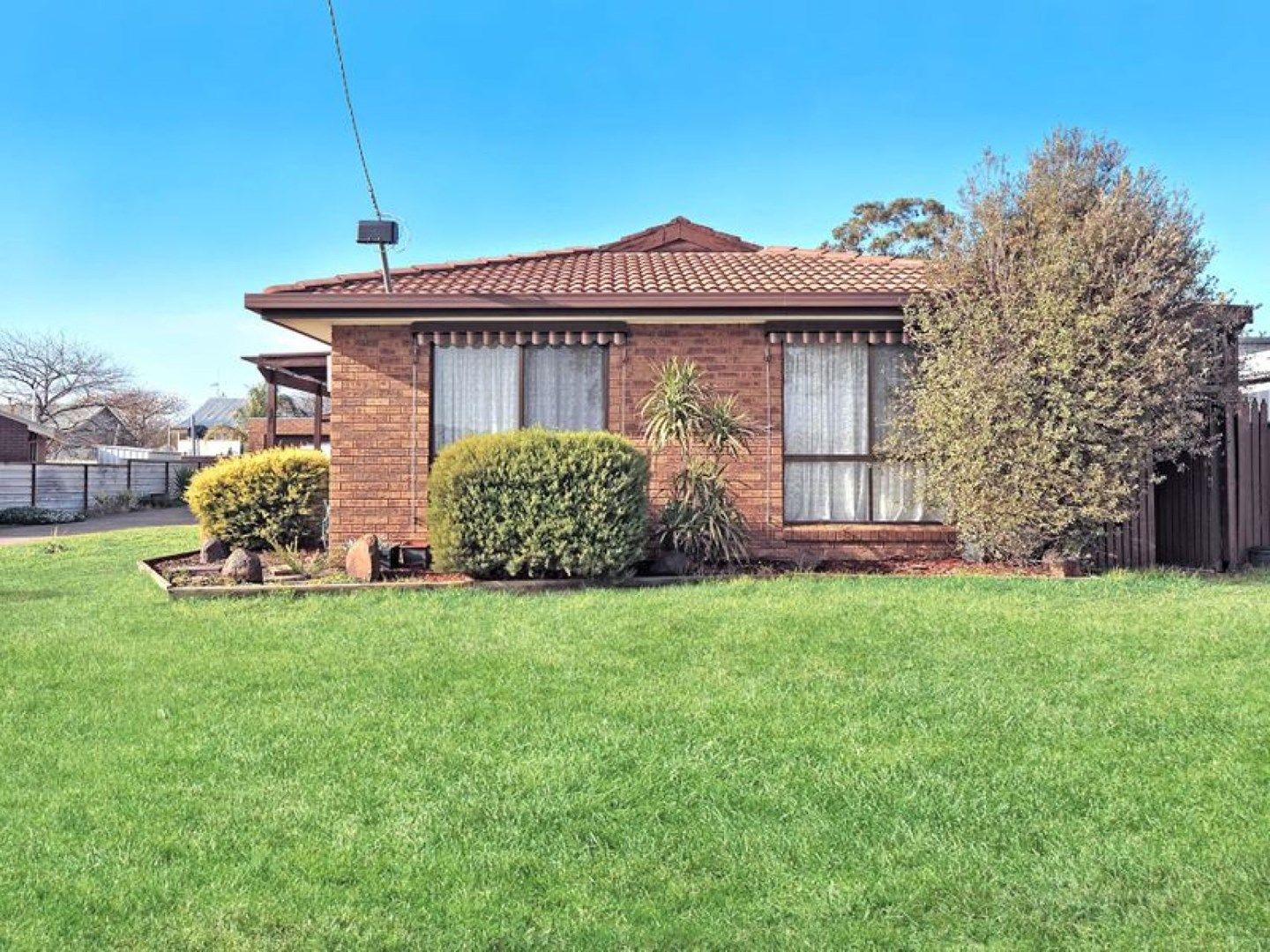 1/16 Hope Street, Maryborough VIC 3465, Image 0