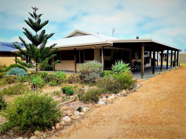 3 Chivers Concourse, Dongara WA 6525, Image 0