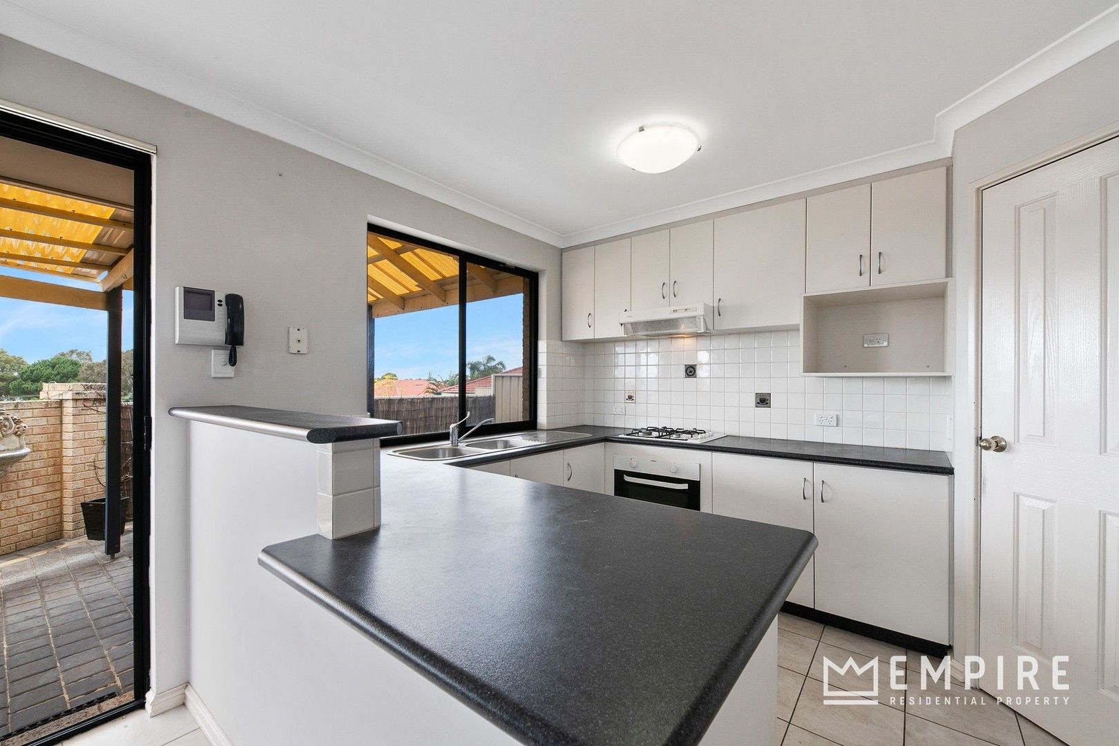 9C Henrietta Court, Coogee WA 6166, Image 2