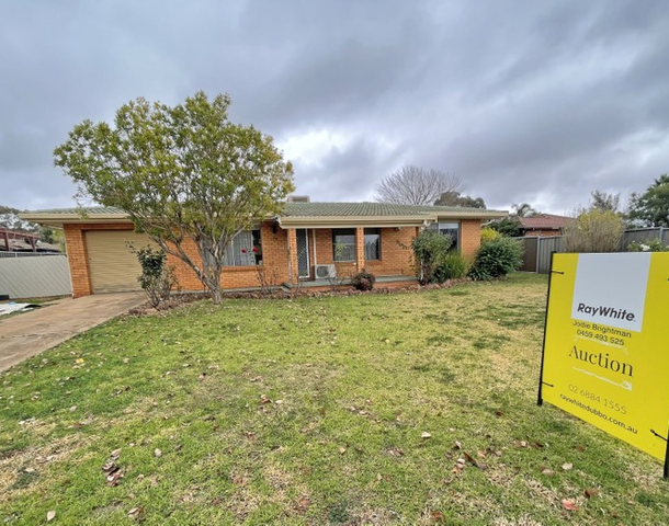 14 Meadowbank Drive, Dubbo NSW 2830