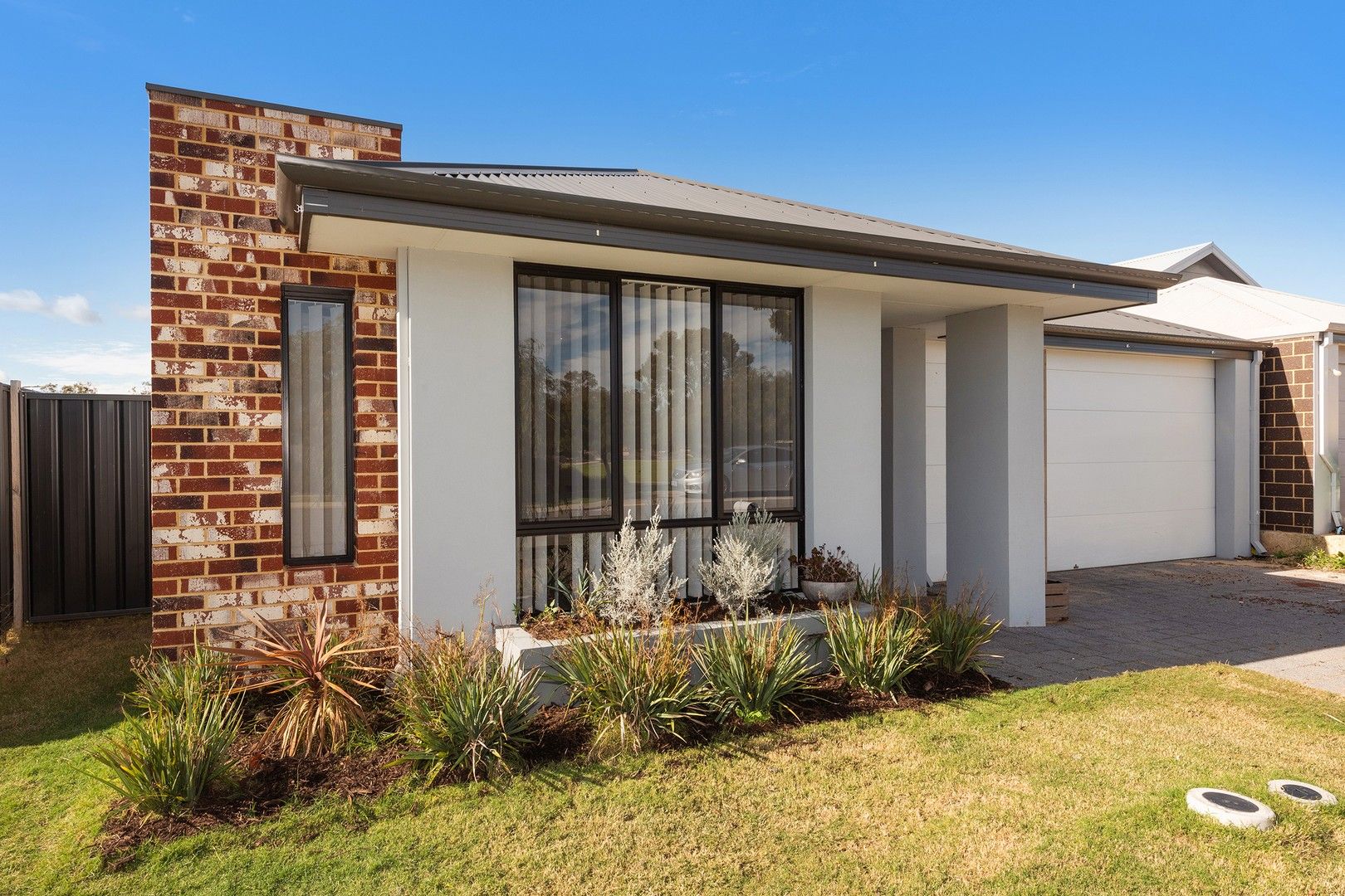 4 bedrooms House in 32 Beaufortia Crescent BALDIVIS WA, 6171