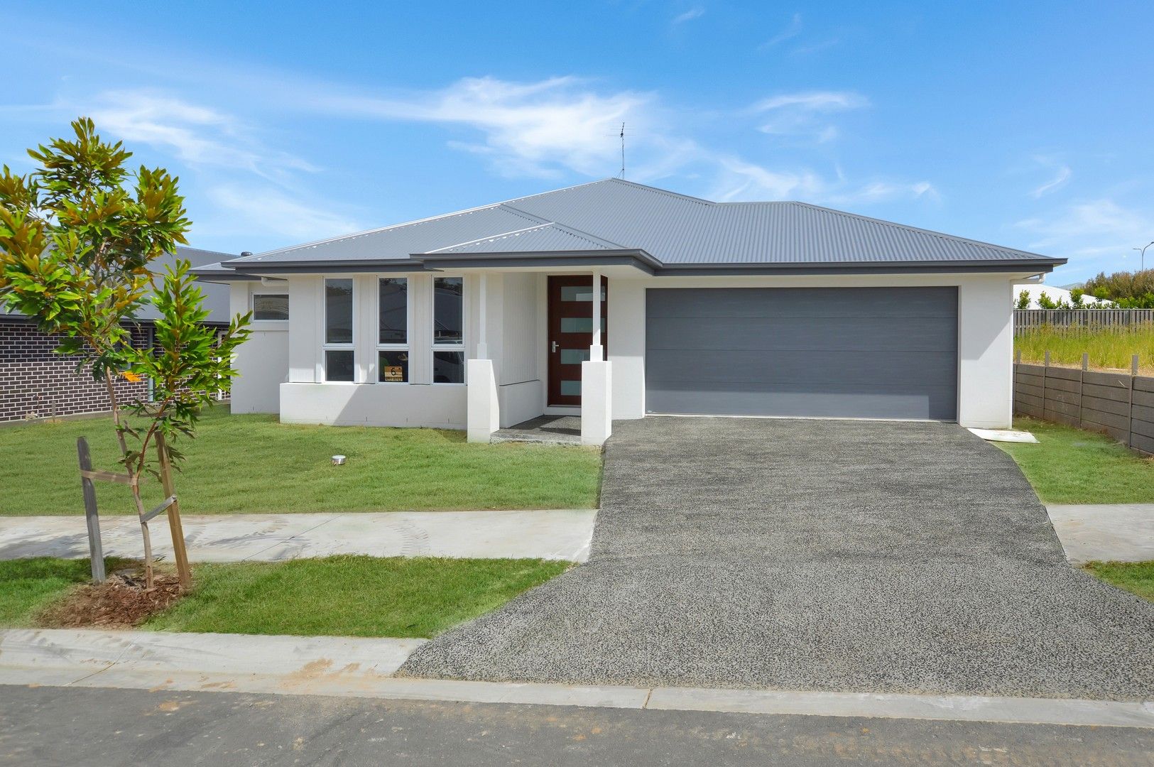 4 bedrooms House in 6 Apple Avenue GREENBANK QLD, 4124