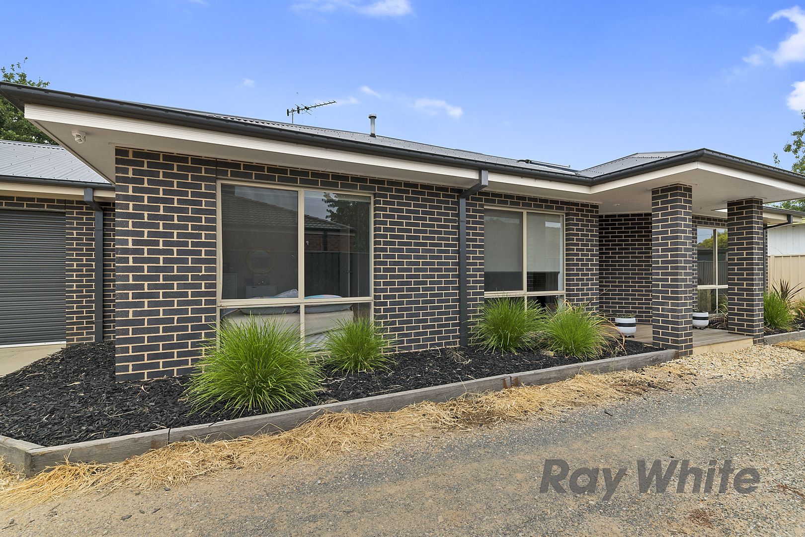 2/1 Mary Street, Benalla VIC 3672