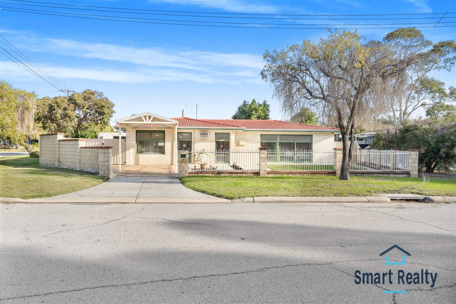 3 bedrooms House in 23 Kaduka Way LYNWOOD WA, 6147