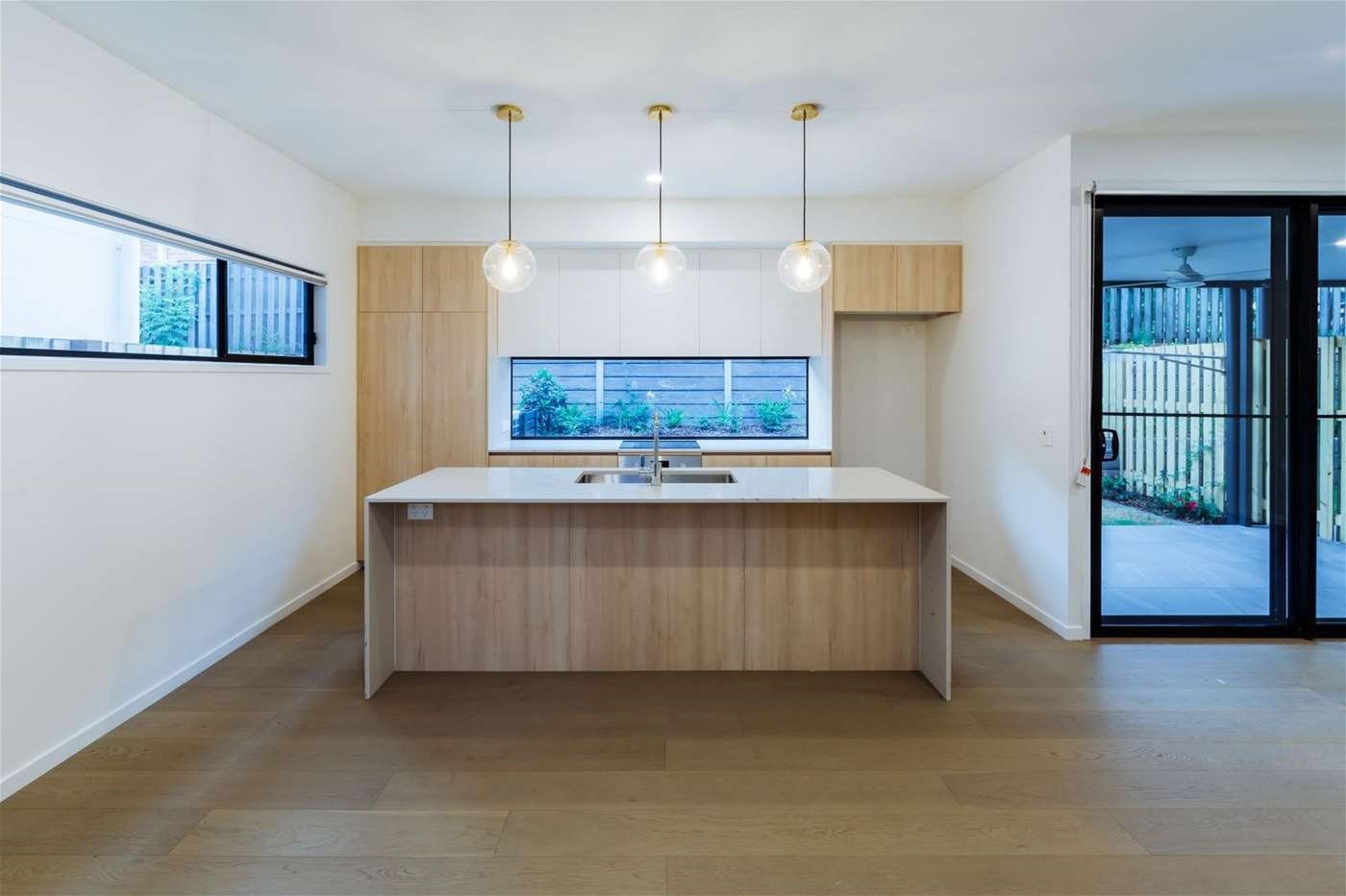 4 bedrooms House in 3/188 Meadowland Rd CARINA QLD, 4152