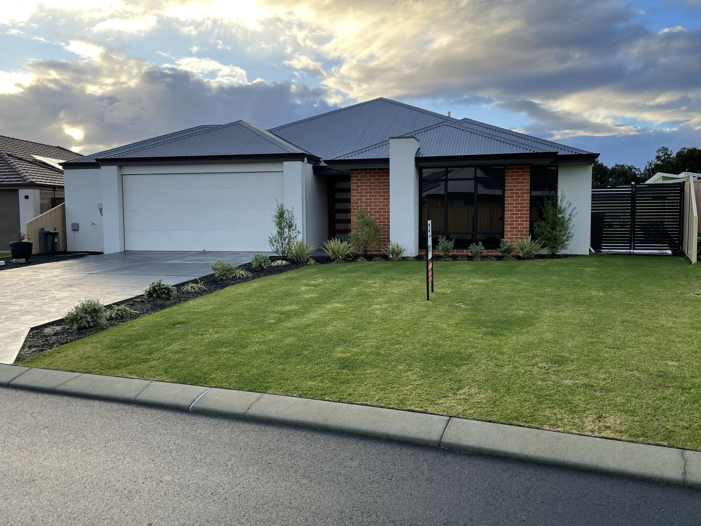 29 Myanore Way, Millbridge WA 6232, Image 1