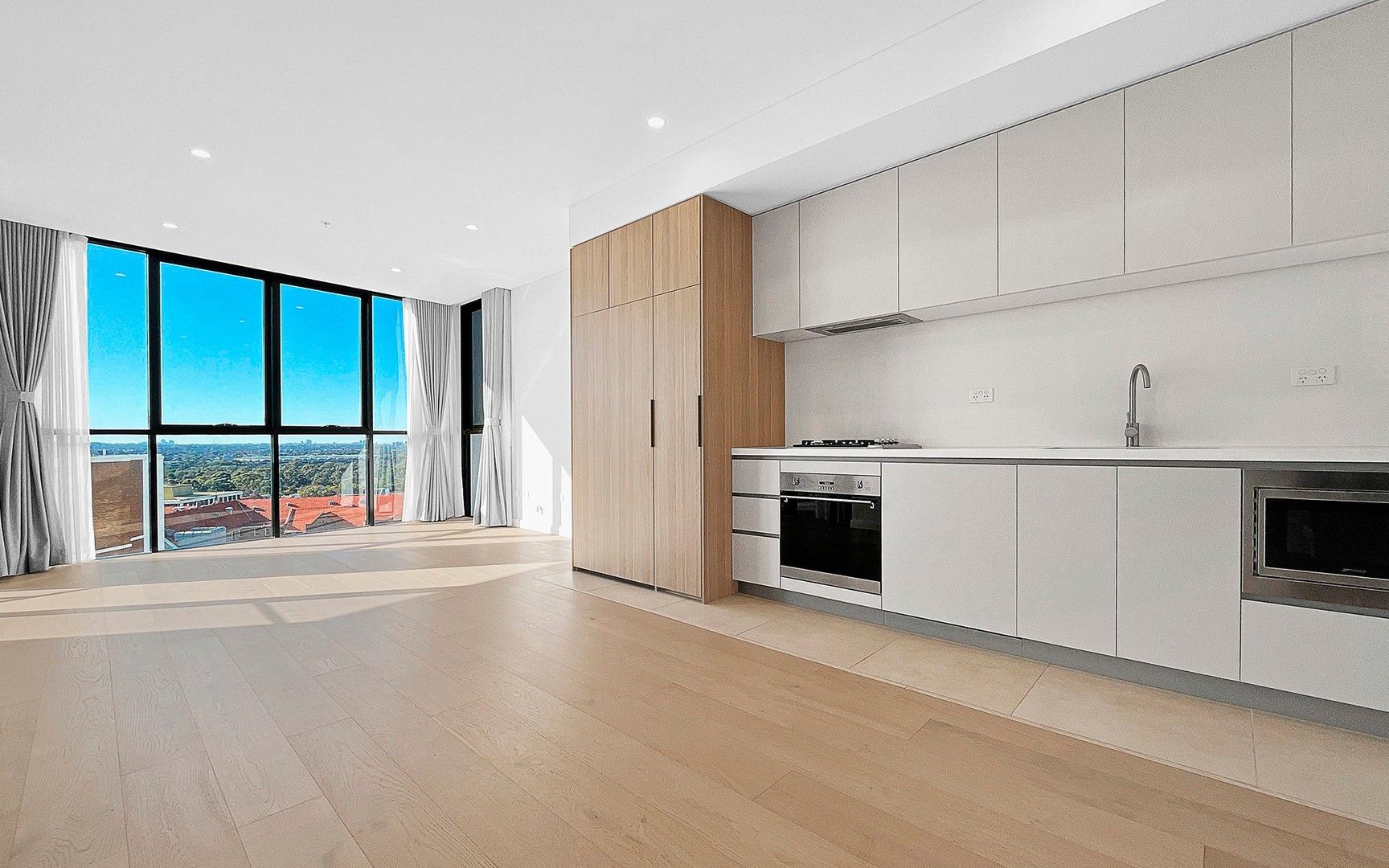 1 bedrooms Apartment / Unit / Flat in 946/9 Maple Tree Road WESTMEAD NSW, 2145