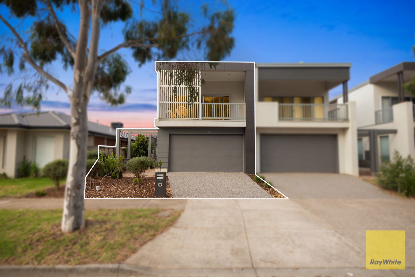3 bedrooms House in 5 League Street WERRIBEE VIC, 3030