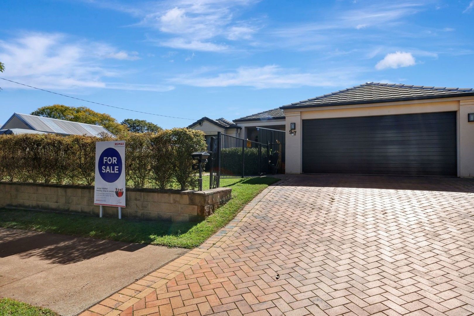 4 bedrooms House in 97 Nelson Street MIDDLE RIDGE QLD, 4350
