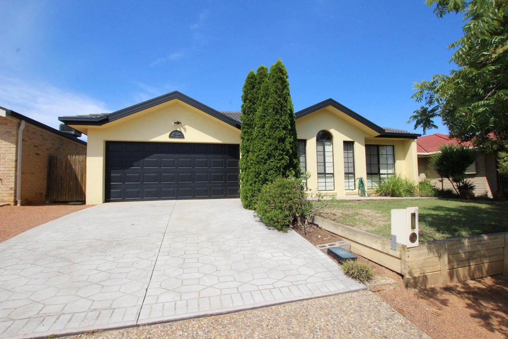 4 bedrooms House in 10 Medlin Street BRUCE ACT, 2617