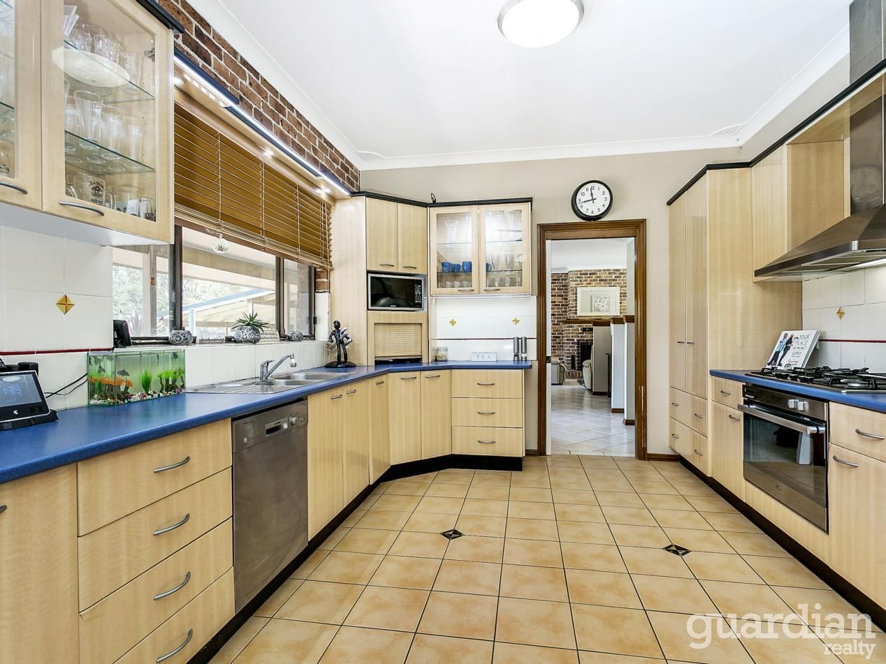 7 Emperor Place, Kenthurst NSW 2156, Image 2