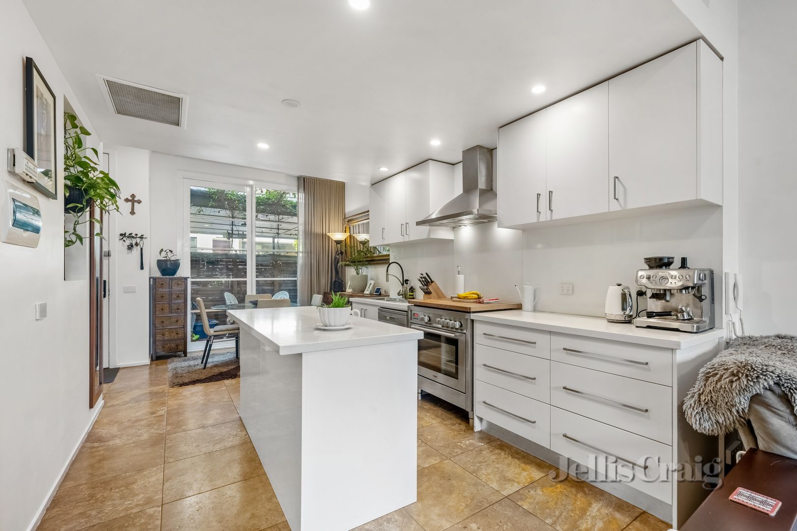 10/53 Westbank Terrace, Richmond VIC 3121 Townhouse For Rent 1,000