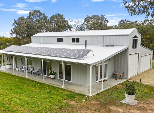 39 Broberg Close, Heyfield VIC 3858