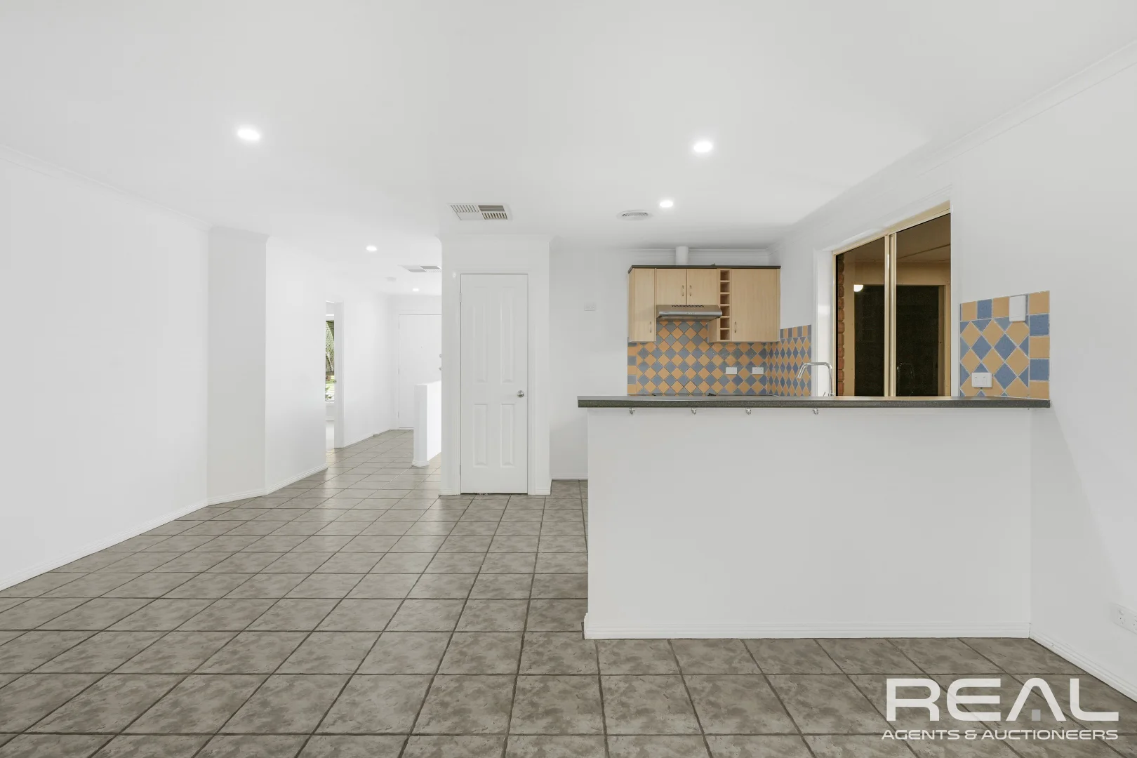 Additional image 15 of 71 Castle Drive, Burton SA 5110