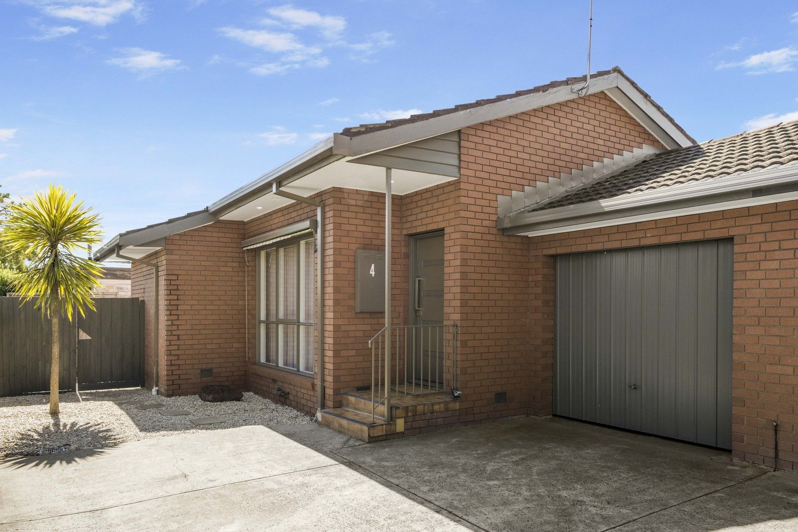 4/16 View Street, Reservoir VIC 3073, Image 0