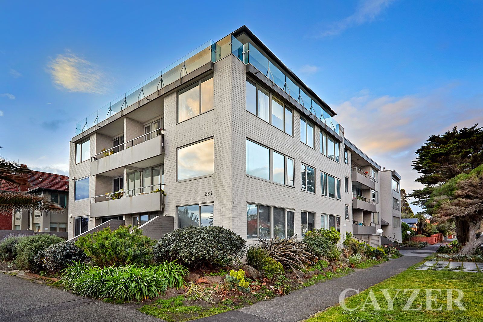2 bedrooms Apartment / Unit / Flat in 11/267 Beaconsfield Parade MIDDLE PARK VIC, 3206