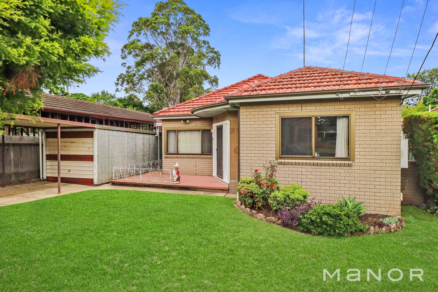 2 Magowar Road, Pendle Hill NSW 2145