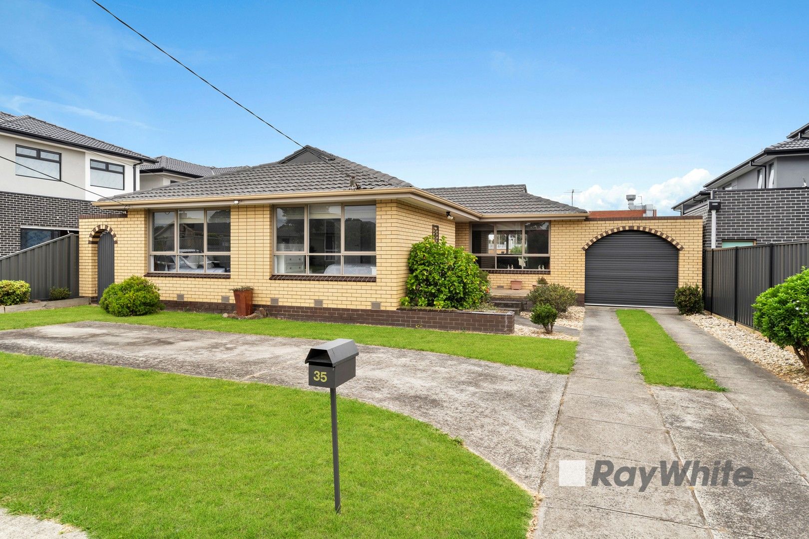 35 Albert Road, Hallam VIC 3803, Image 0